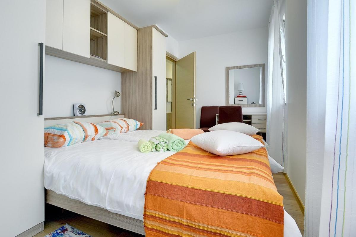 Apartments Elviana Pula Extérieur photo