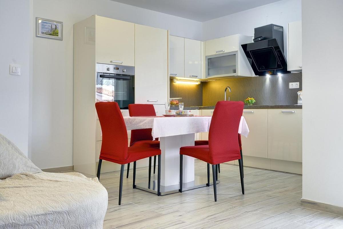 Apartments Elviana Pula Extérieur photo