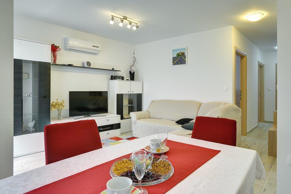 Apartments Elviana Pula Extérieur photo